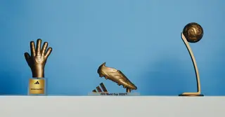 কী দিয়ে তৈরি ‘গোল্ডেন বুট-বল-গ্লাভস’?
